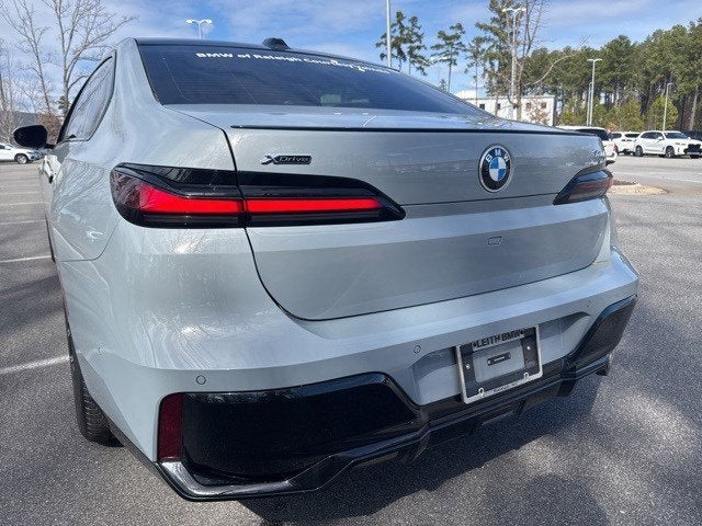 2025 BMW 7 Series 740i xDrive