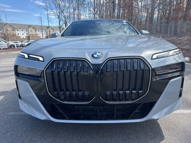 2025 BMW 7 Series 740i xDrive