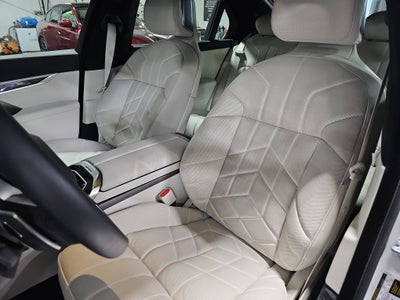 2025 BMW 7 Series 760i xDrive