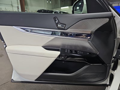2025 BMW 7 Series 760i xDrive