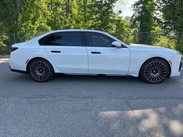 2025 BMW 7 Series 760i xDrive