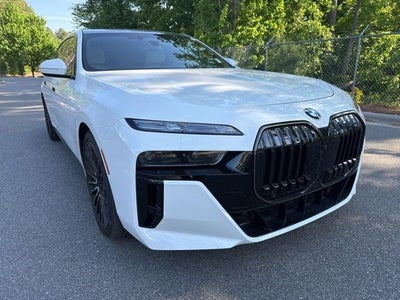2025 BMW 7 Series 760i xDrive