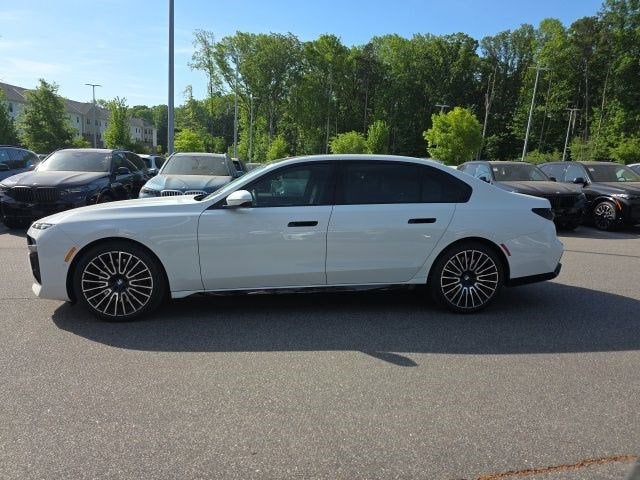2025 BMW 7 Series 760i xDrive