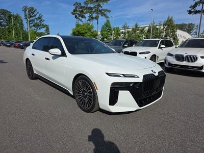 2025 BMW 7 Series 760i xDrive