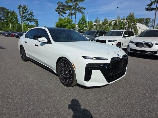 2025 BMW 7 Series 760i xDrive