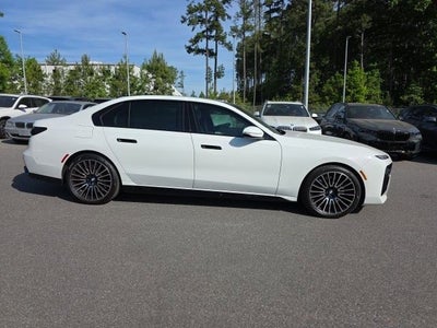 2025 BMW 7 Series 760i xDrive