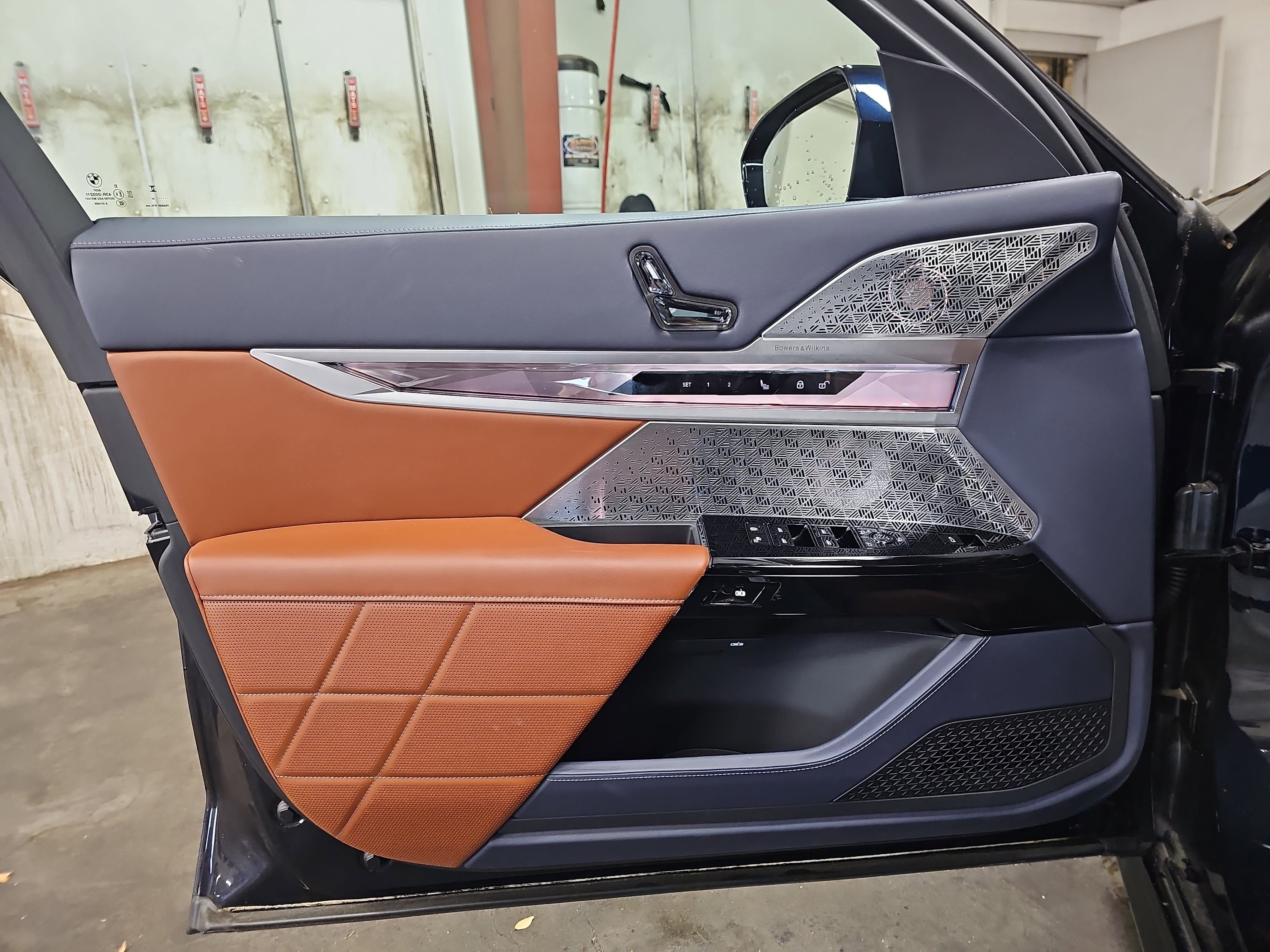 2023 BMW 7 Series 760i xDrive