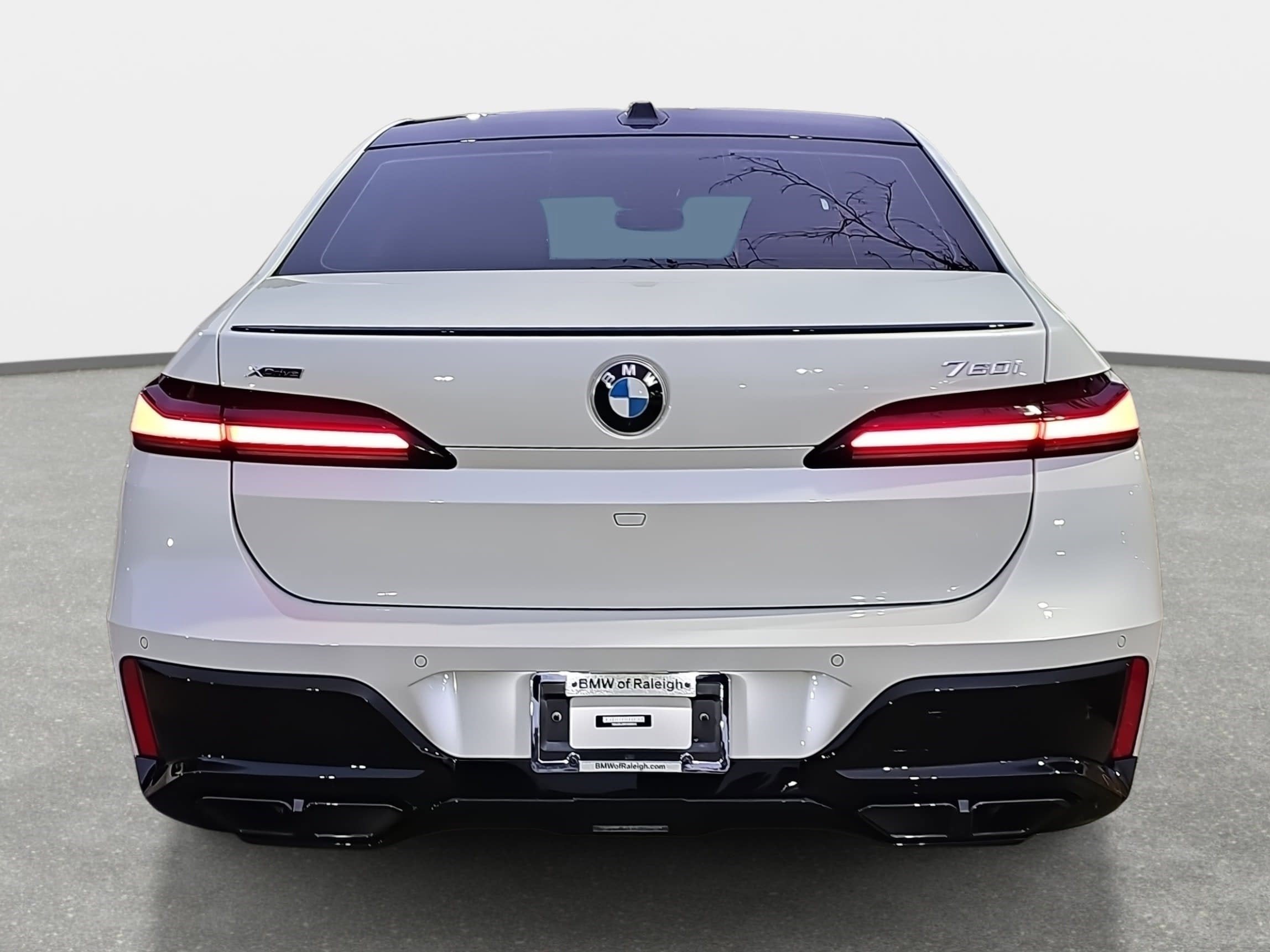 2023 BMW 7 Series 760i xDrive