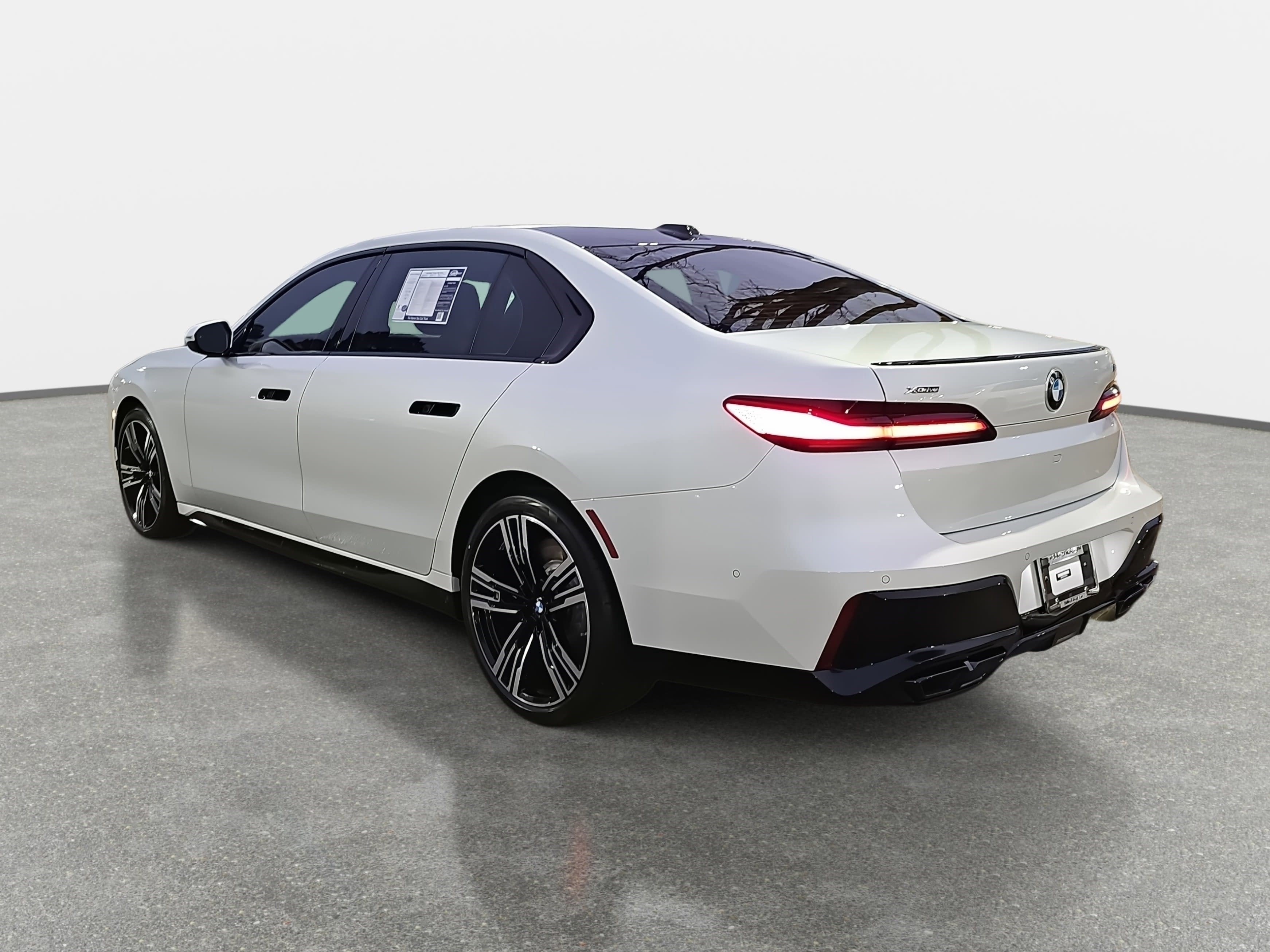 2023 BMW 7 Series 760i xDrive