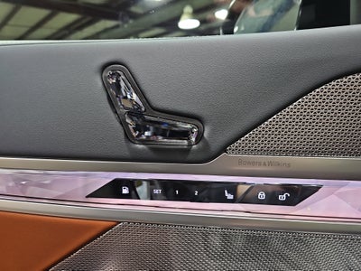 2025 BMW 7 Series 750e xDrive