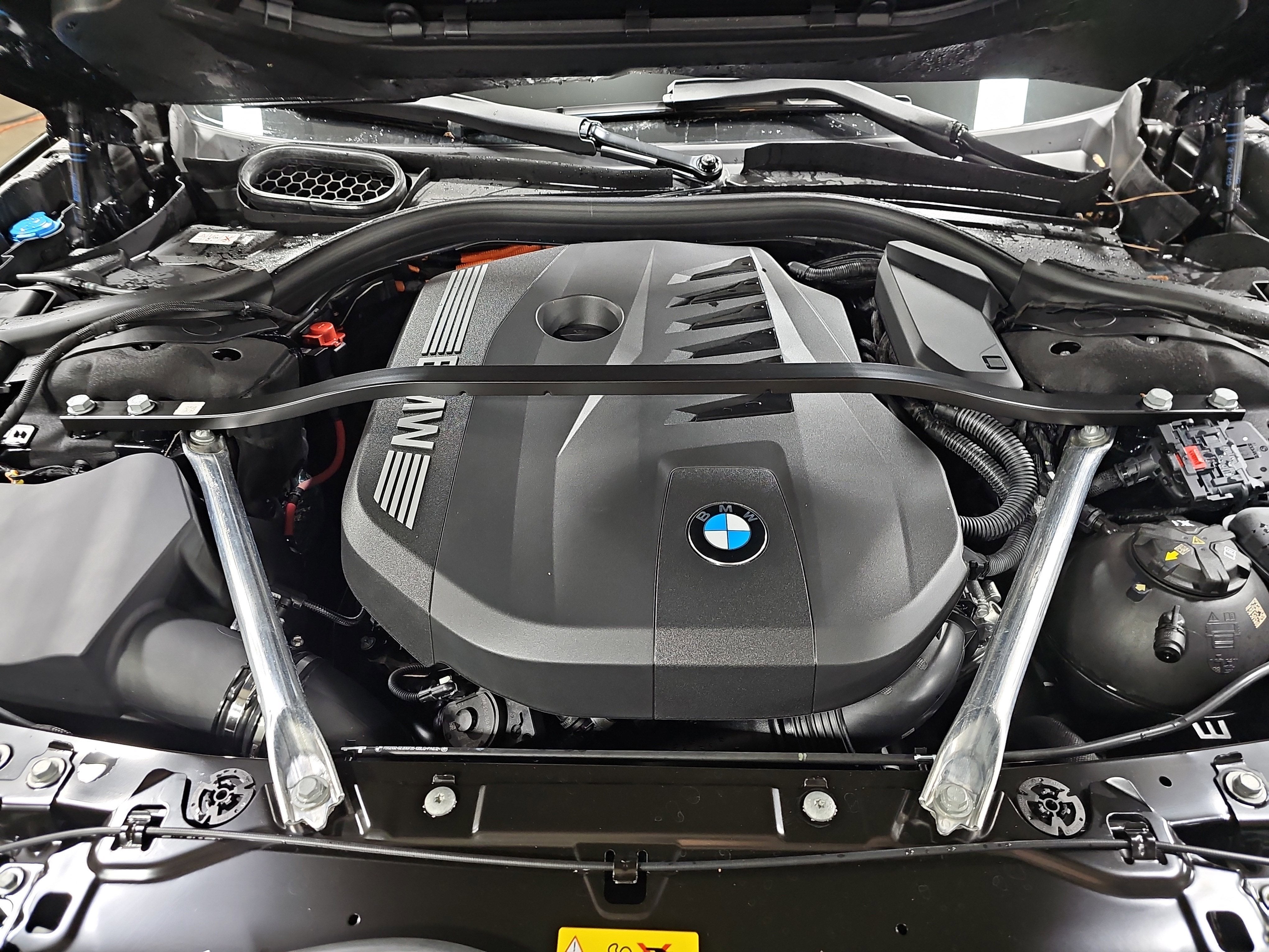 2025 BMW 7 Series 750e xDrive