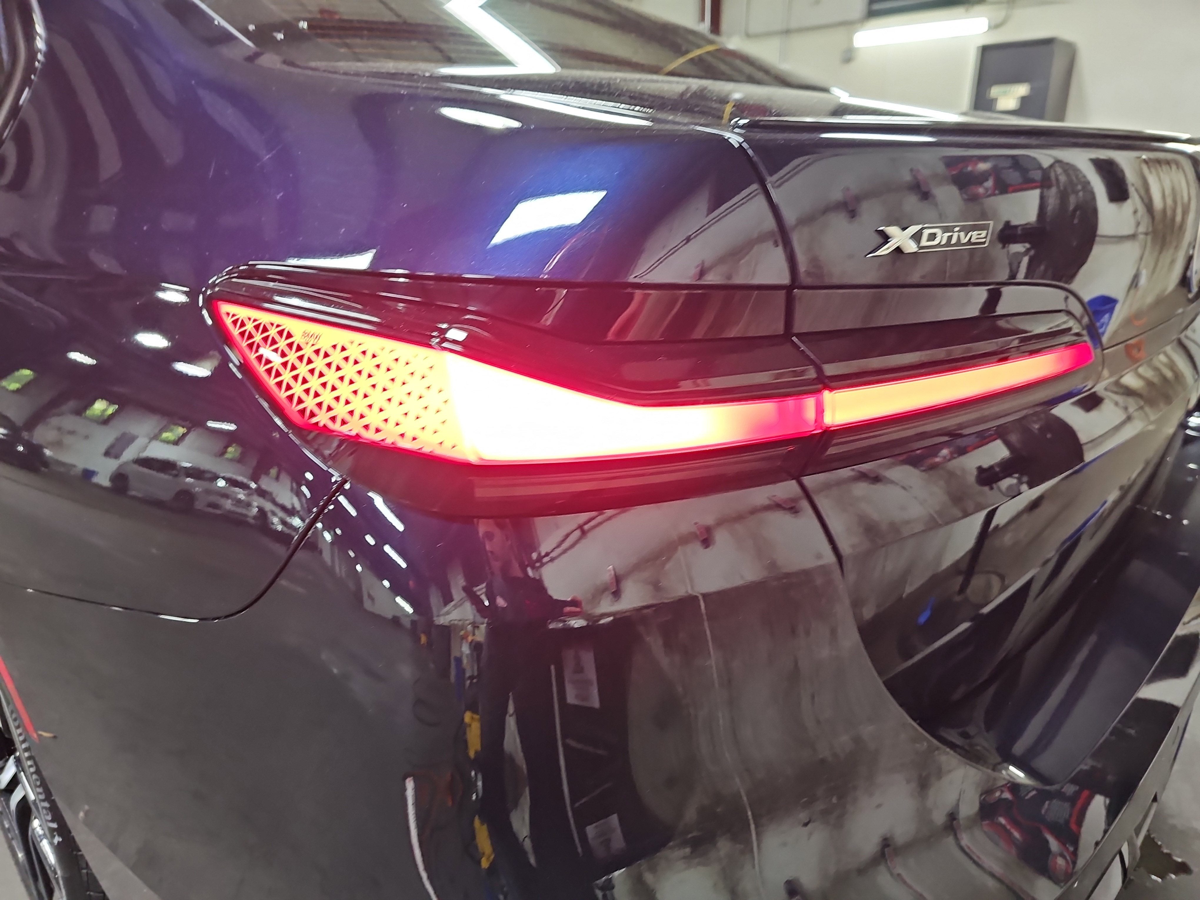 2025 BMW 7 Series 750e xDrive