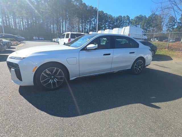 2025 BMW 7 Series 750e xDrive