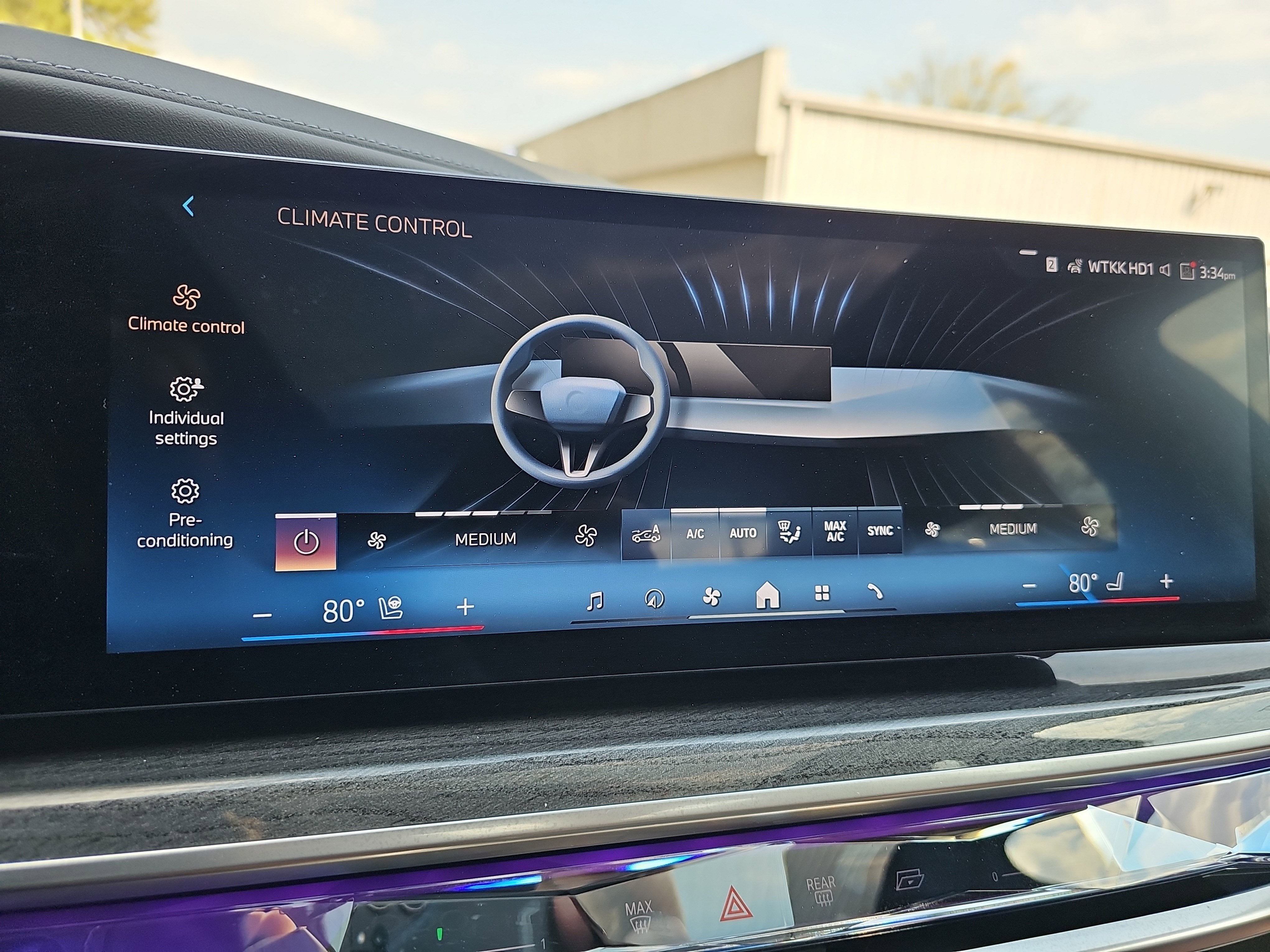 2025 BMW 7 Series 750e xDrive