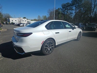 2025 BMW 7 Series 750e xDrive