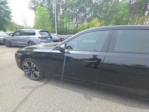 2025 BMW 7 Series 750e xDrive