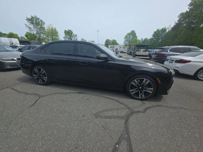 2025 BMW 7 Series 750e xDrive