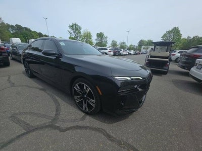 2025 BMW 7 Series 750e xDrive