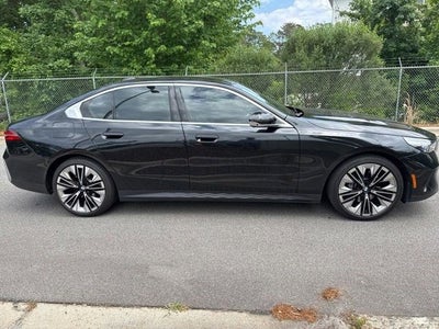 2026 BMW 5 Series 530i