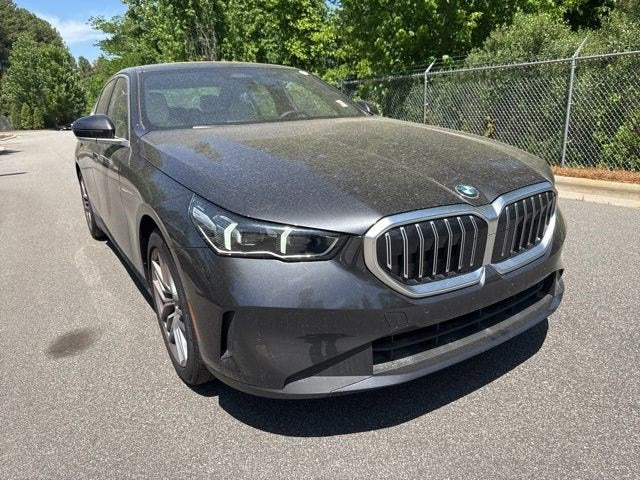 2025 BMW 5 Series 530i