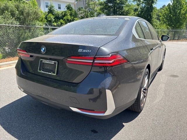2025 BMW 5 Series 530i