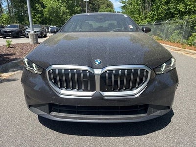 2025 BMW 5 Series 530i
