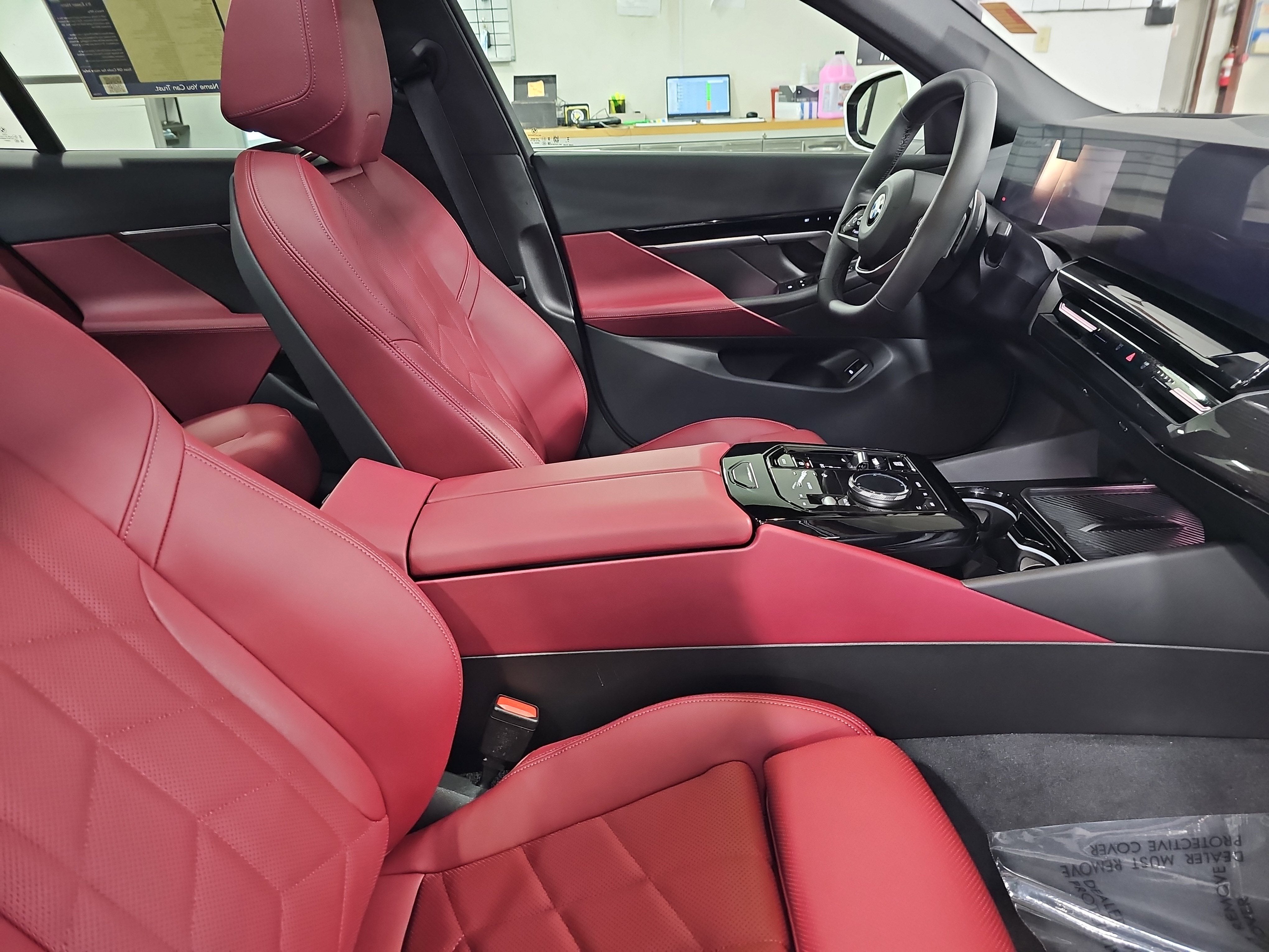 2025 BMW 5 Series 530i