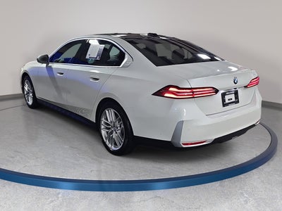 2025 BMW 5 Series 530i