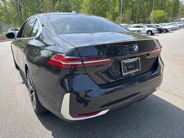 2026 BMW 5 Series 530i