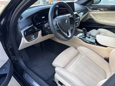 2023 BMW 5 Series 530i