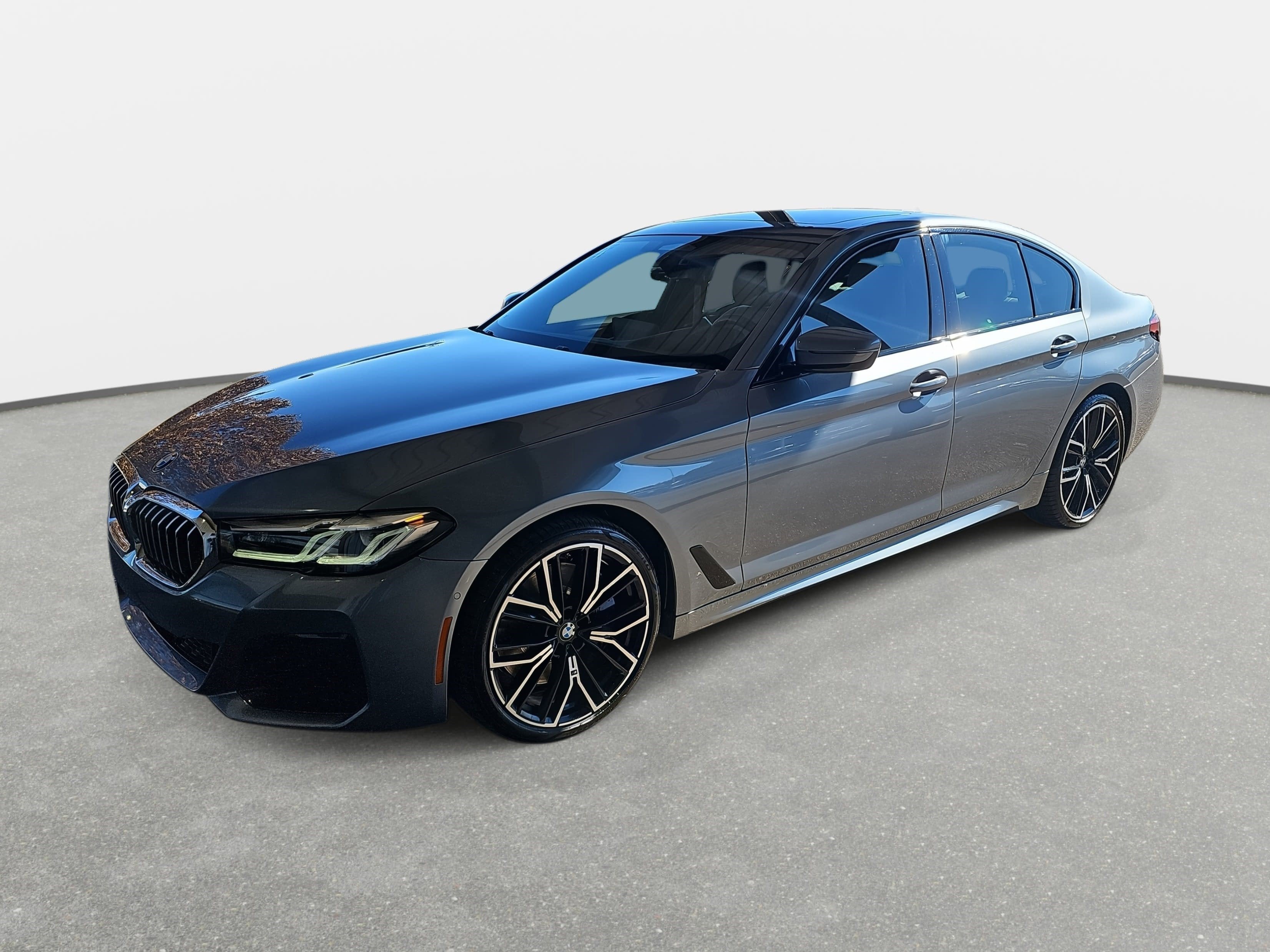 2022 BMW 5 Series 540i