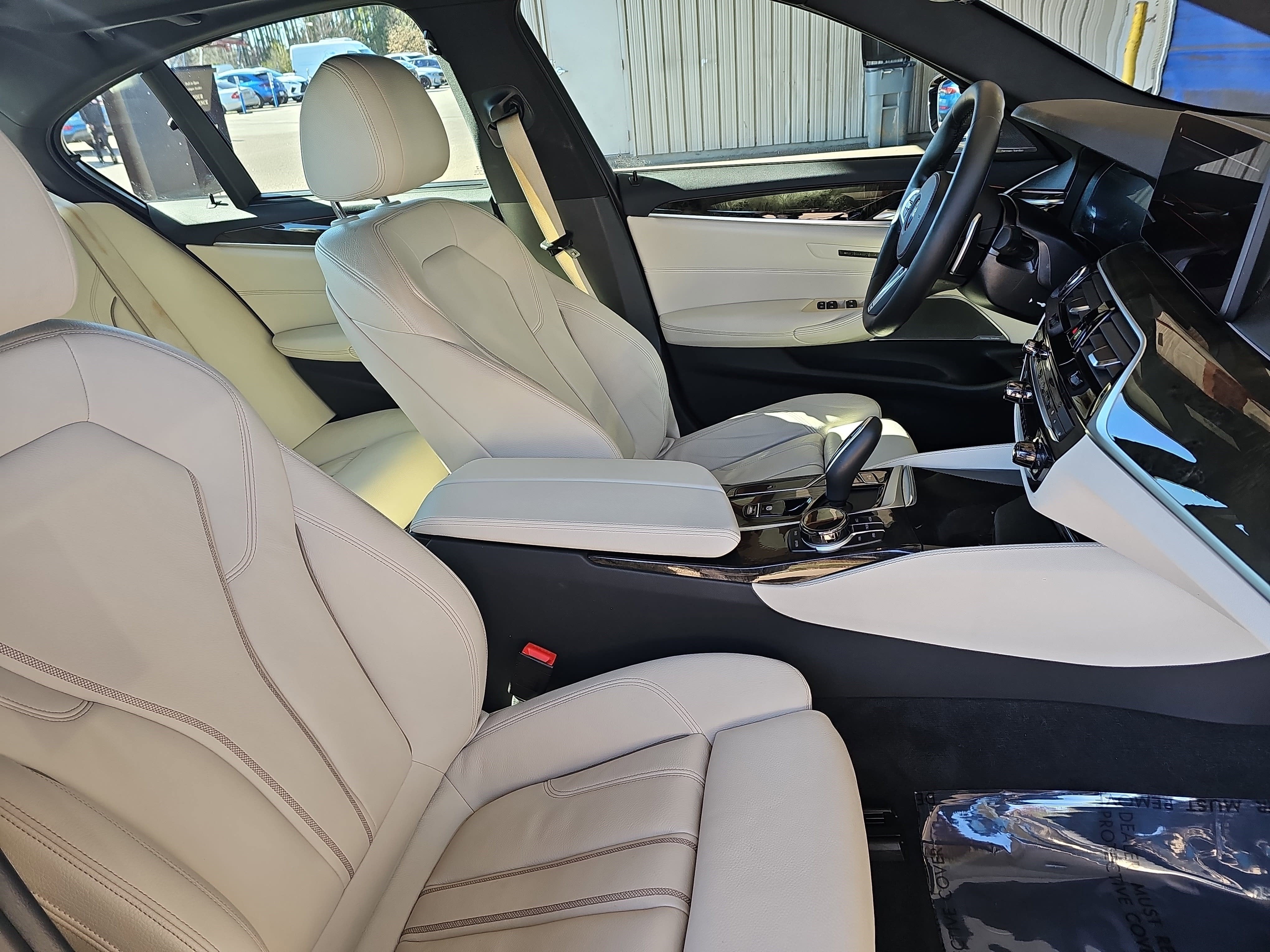 2022 BMW 5 Series 540i