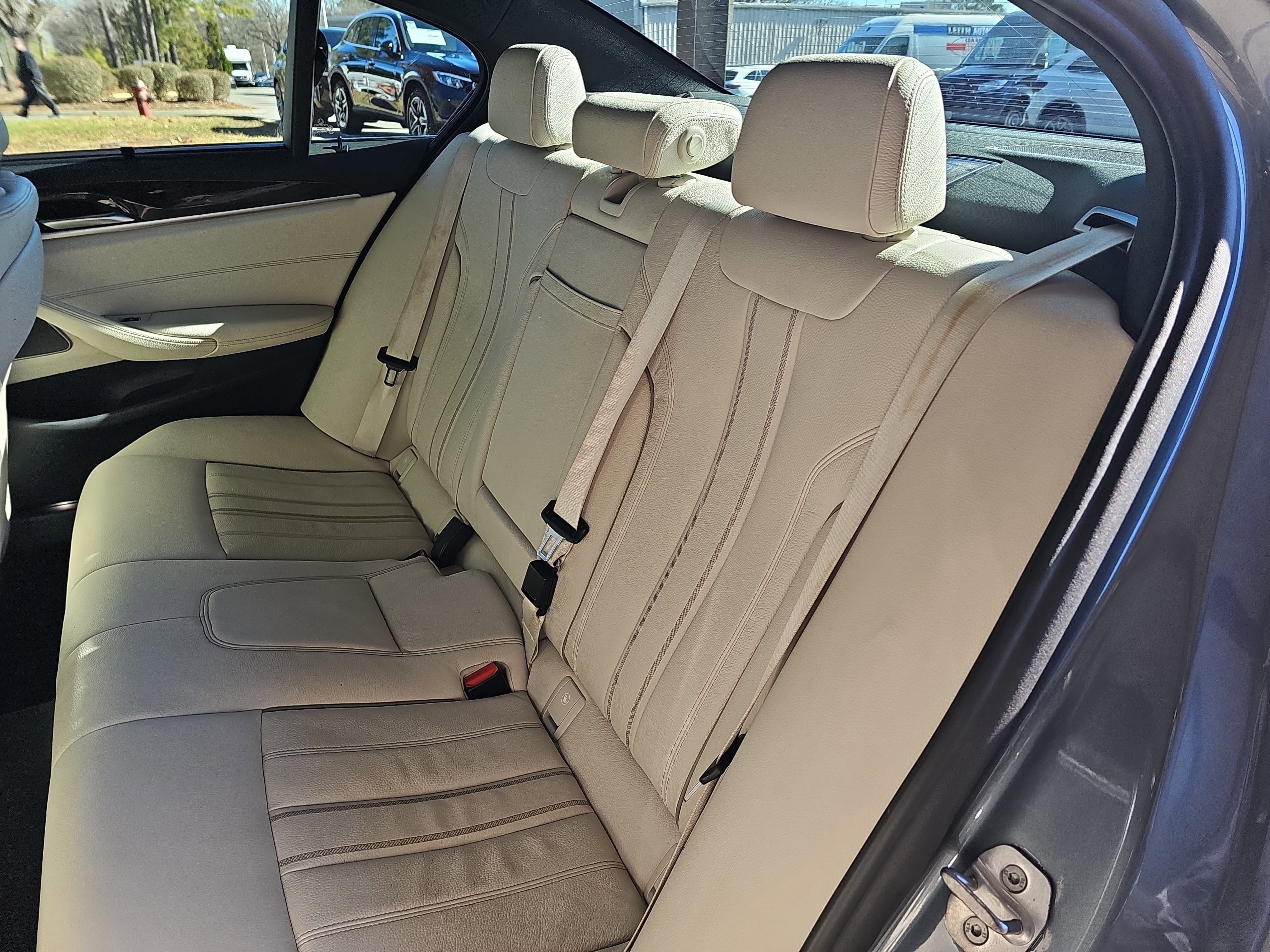 2022 BMW 5 Series 540i