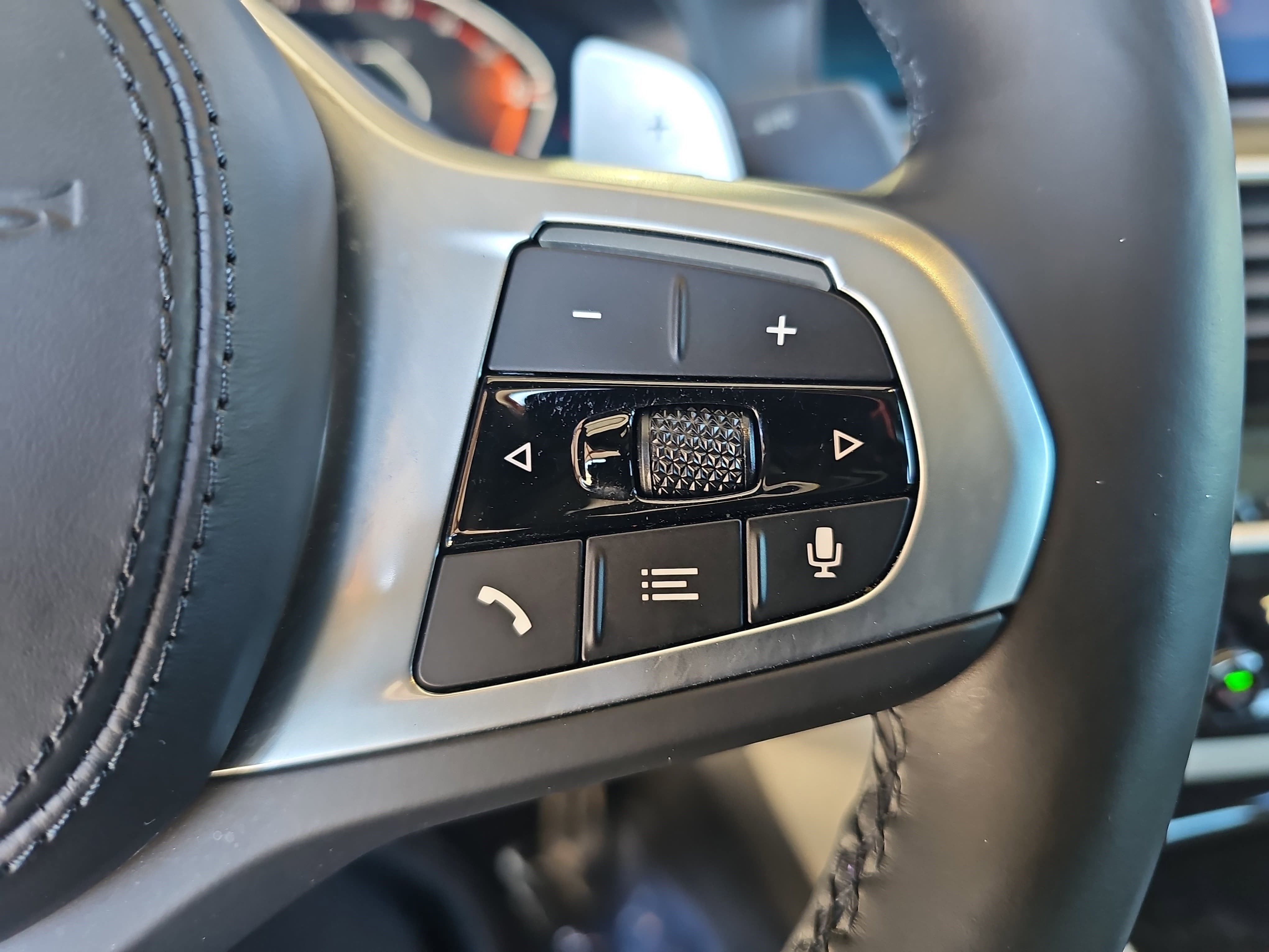 2022 BMW 5 Series 540i