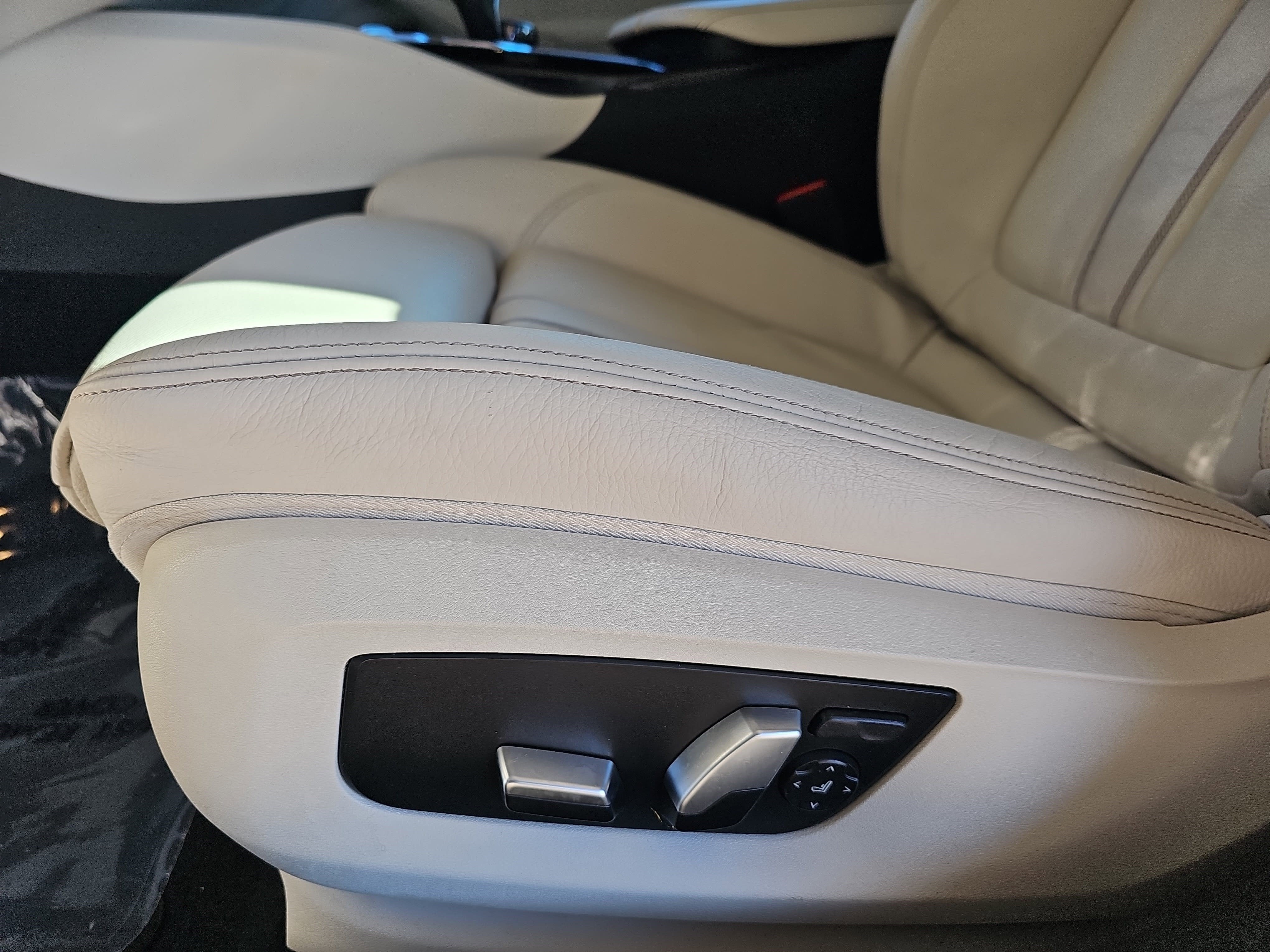 2022 BMW 5 Series 540i