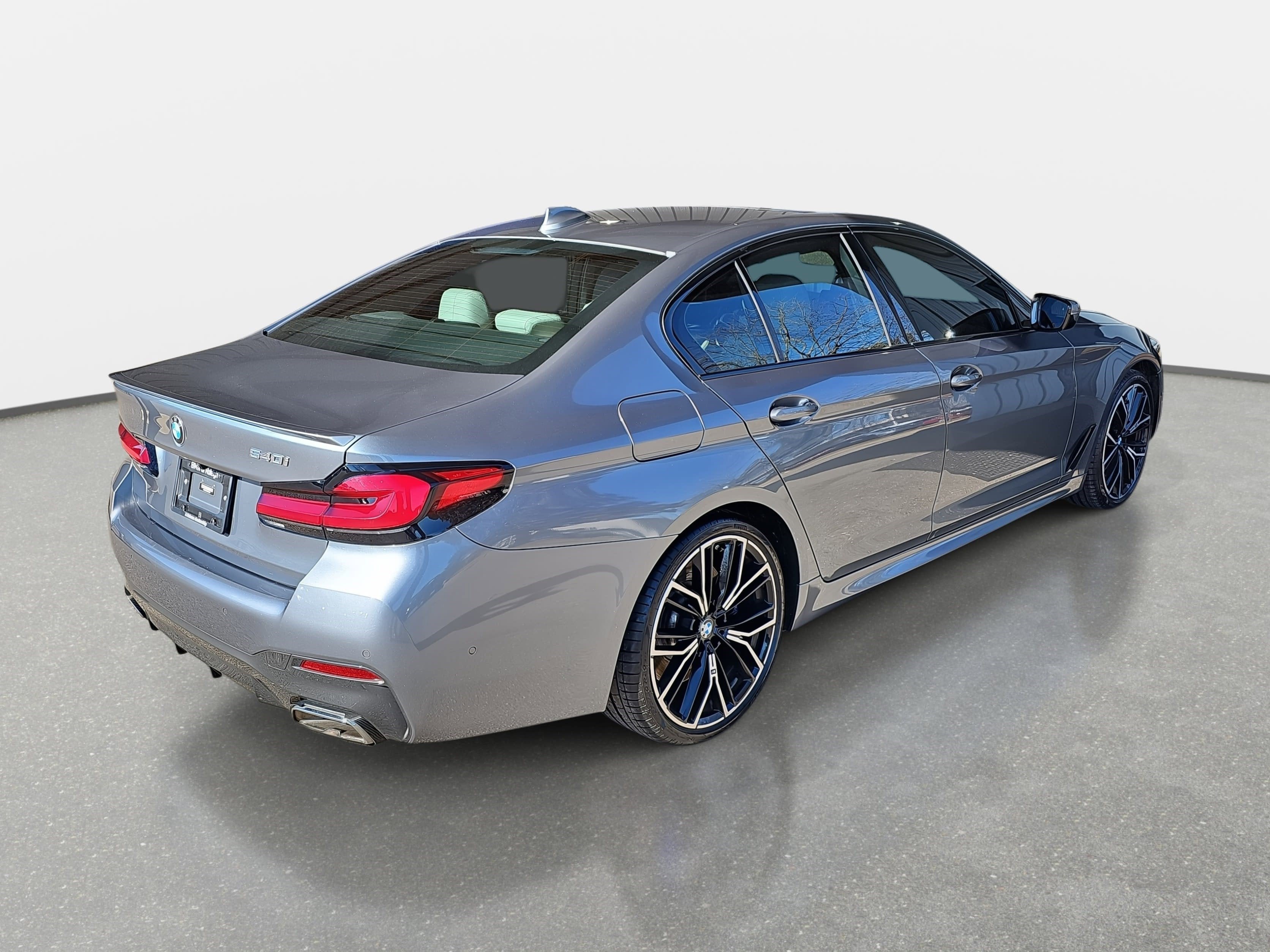 2022 BMW 5 Series 540i