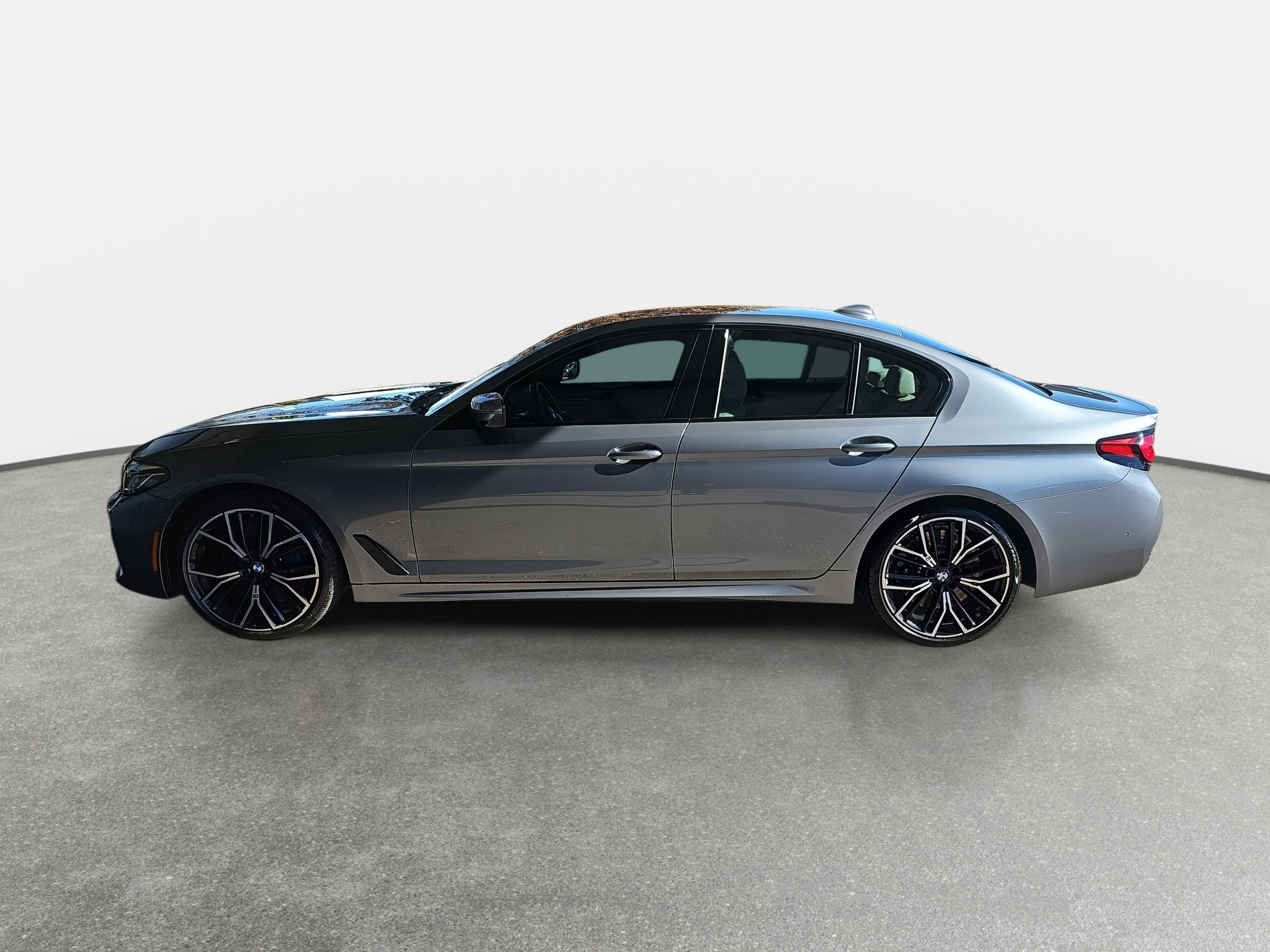 2022 BMW 5 Series 540i