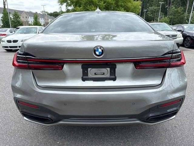 2022 BMW 7 Series 740i