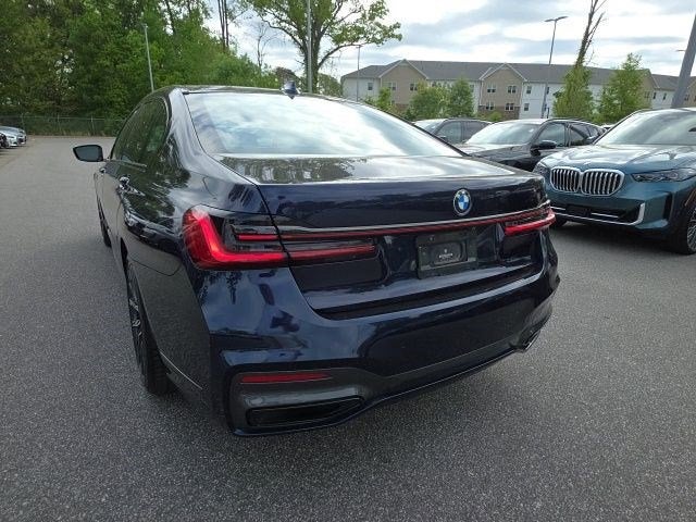 2021 BMW 7 Series 740i