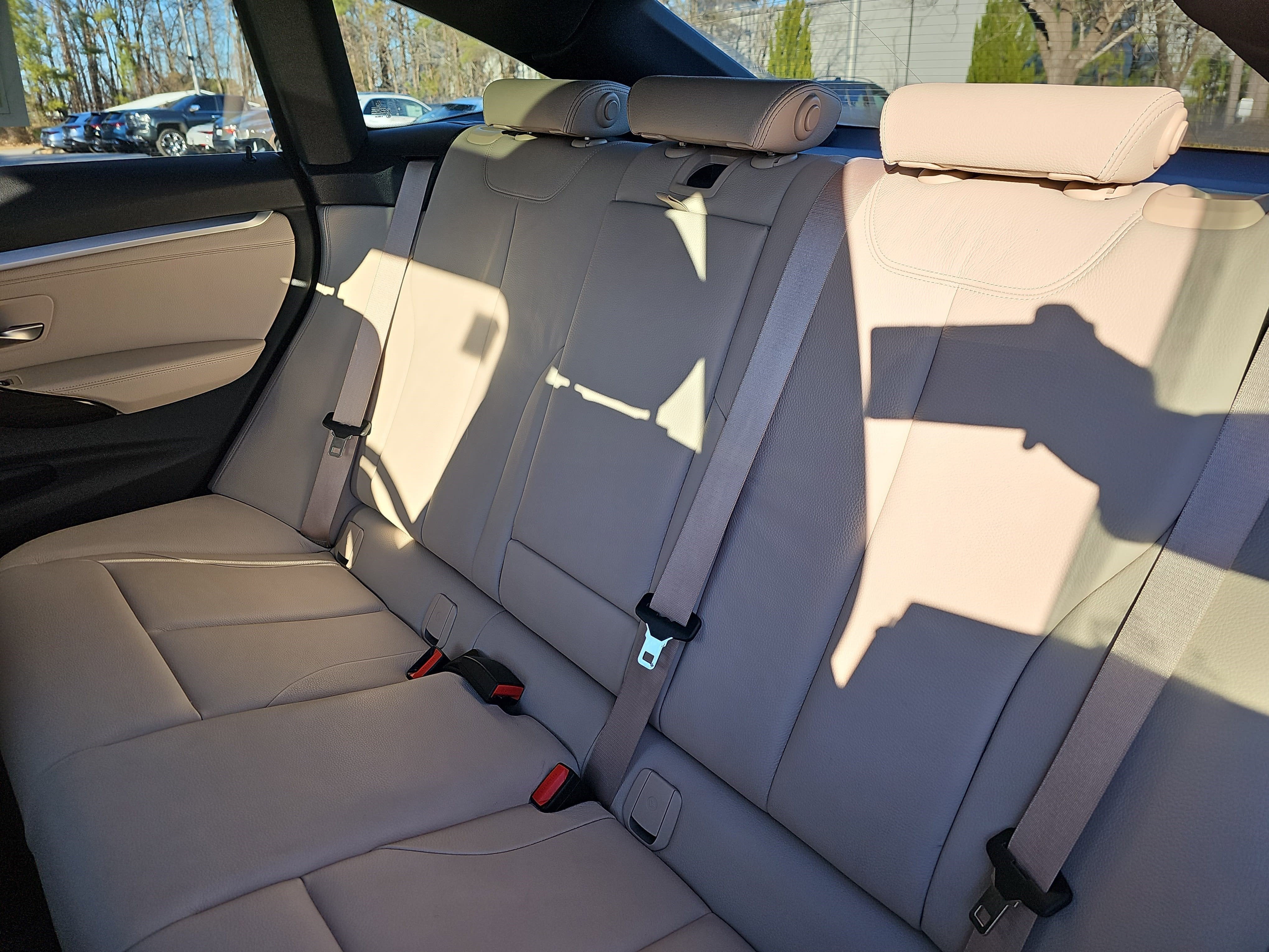 2018 BMW 3 Series 330i xDrive