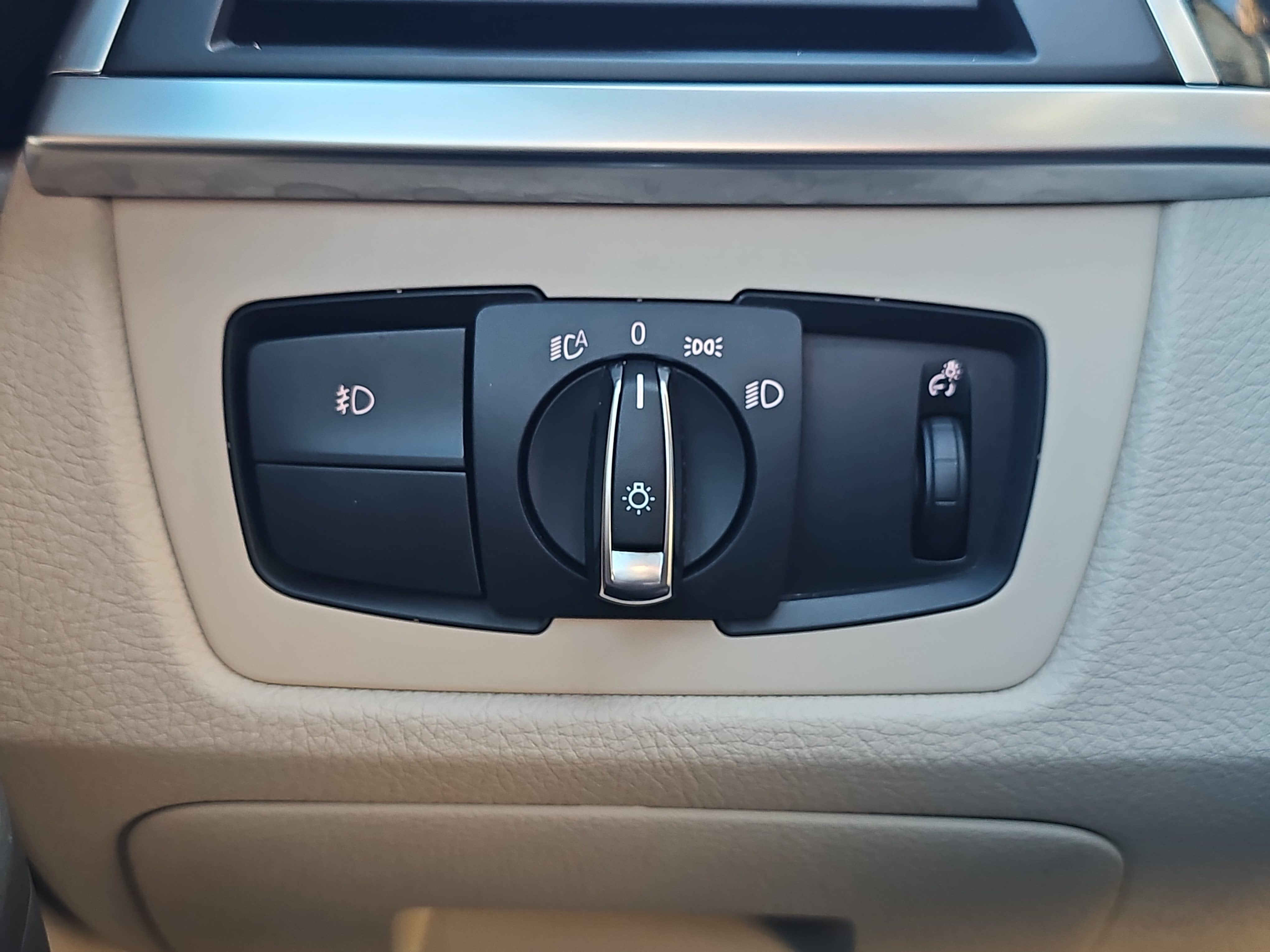 2018 BMW 3 Series 330i xDrive