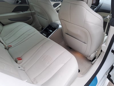 2025 BMW 8 Series 840i