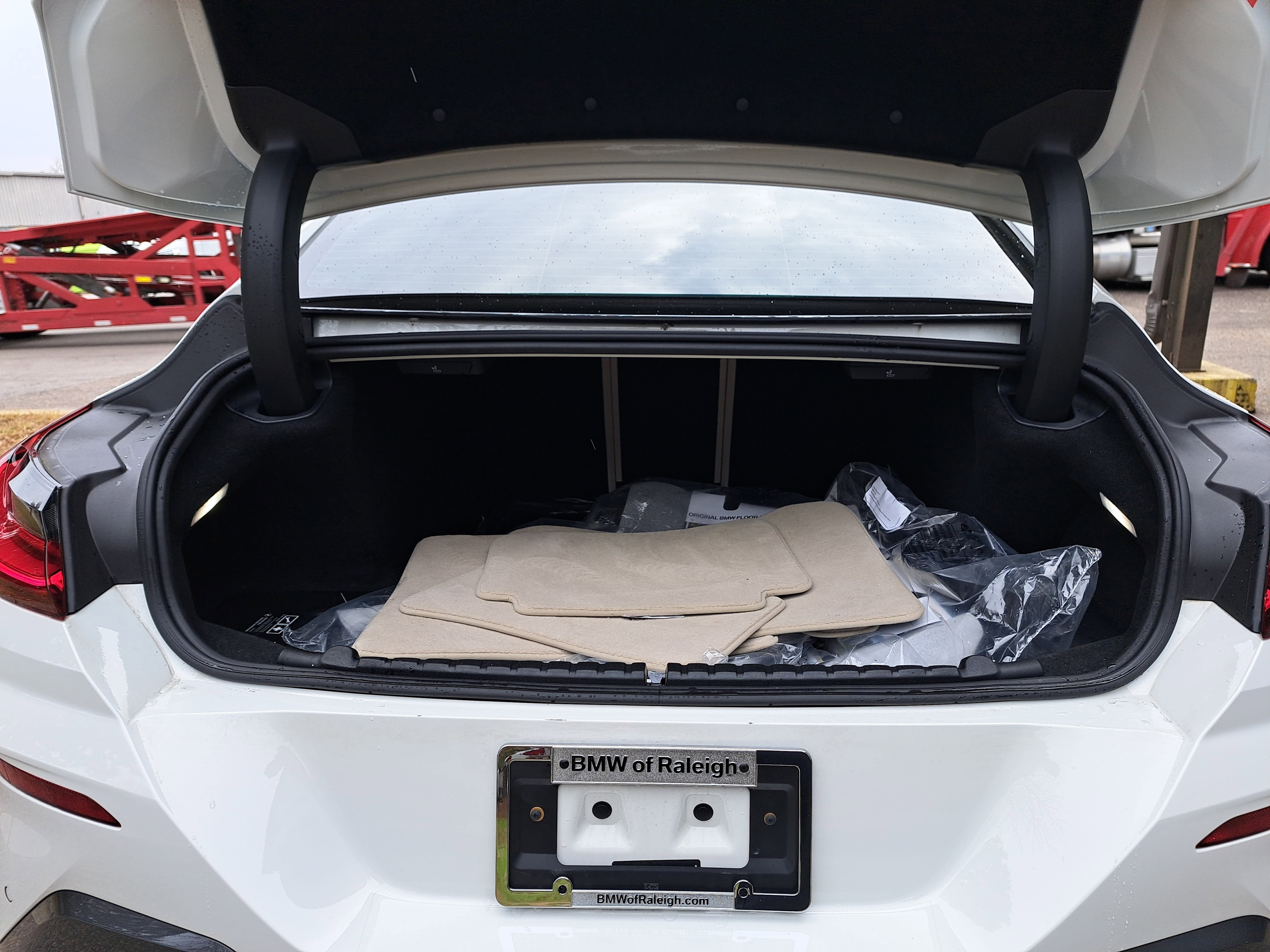 2025 BMW 8 Series 840i