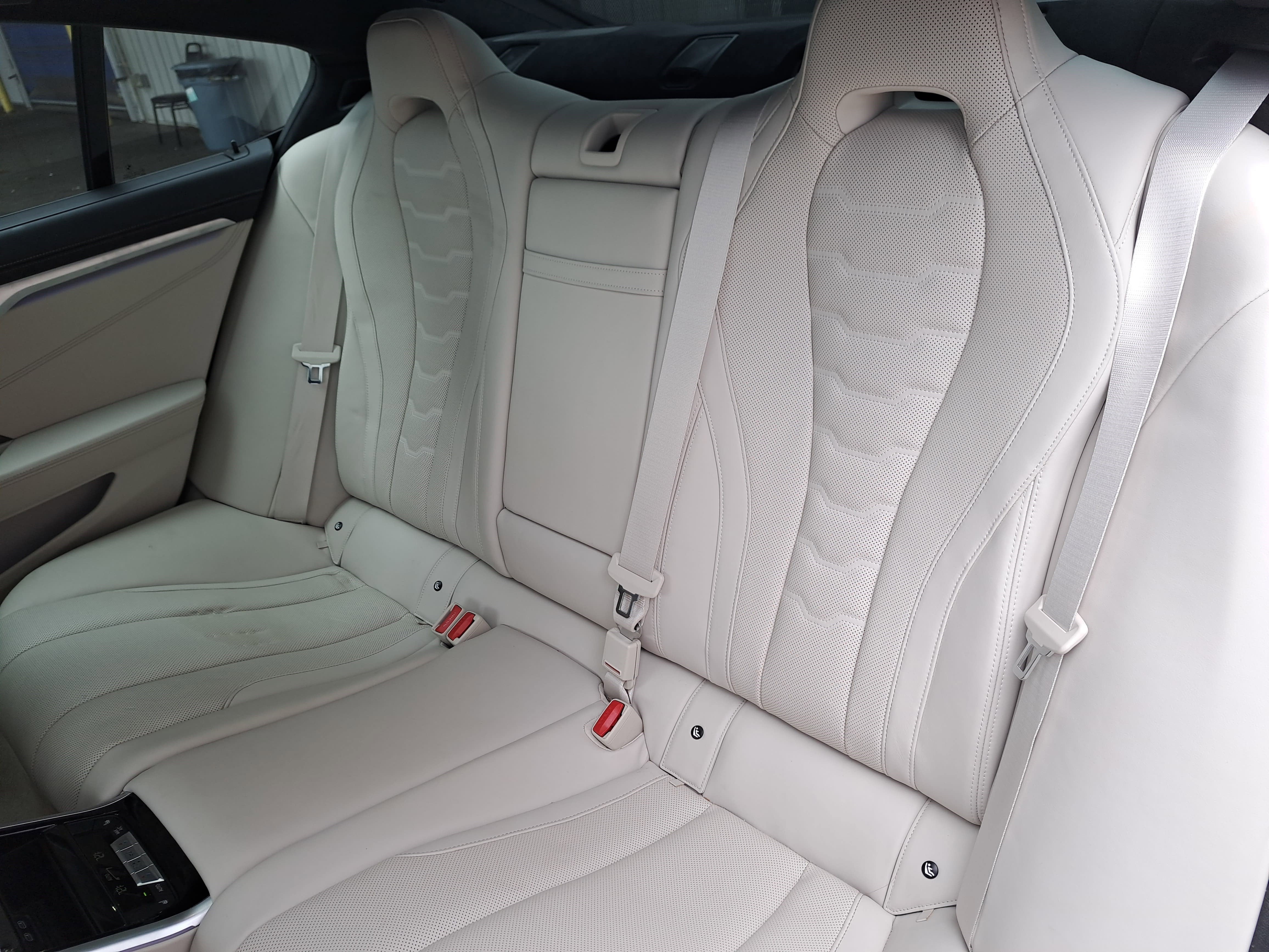 2025 BMW 8 Series 840i