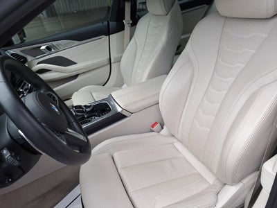 2025 BMW 8 Series 840i