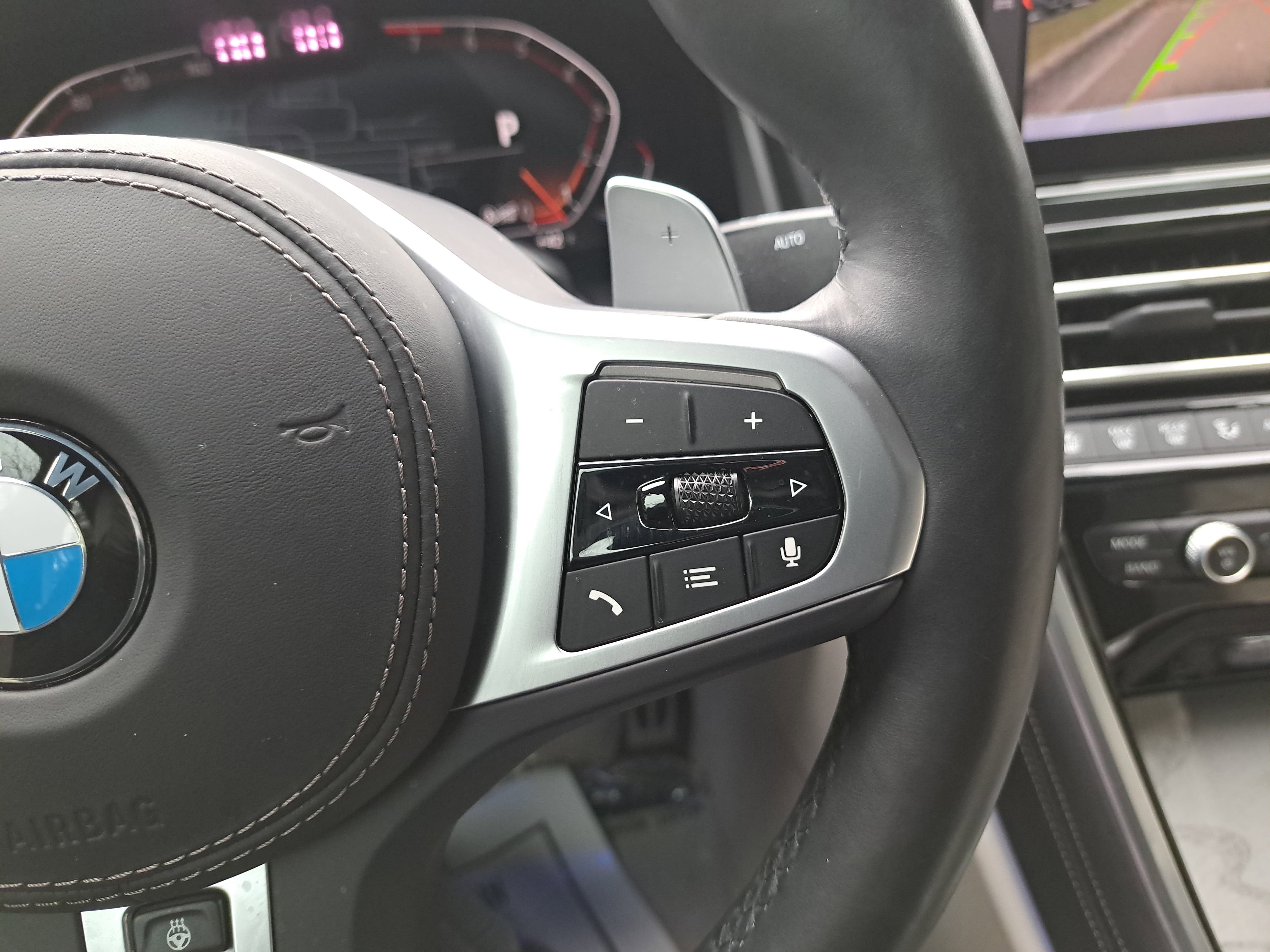 2025 BMW 8 Series 840i