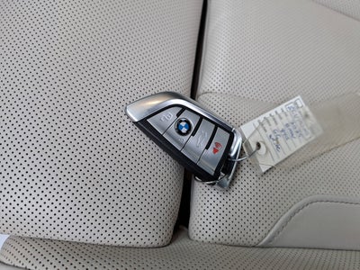 2025 BMW 8 Series 840i