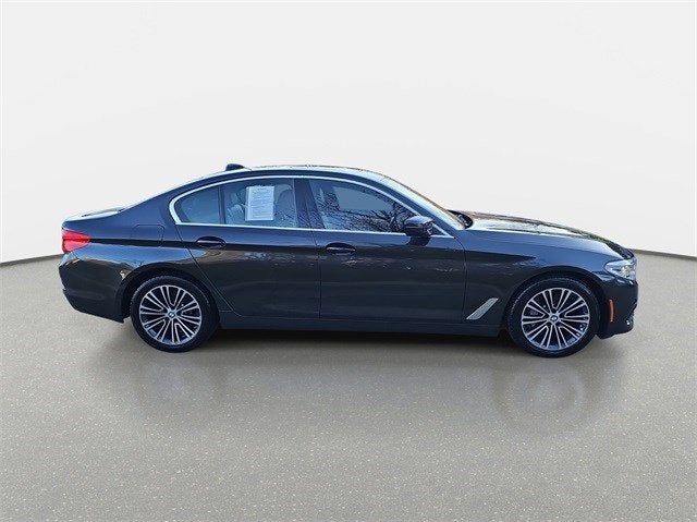 2019 BMW 5 Series 540i