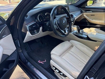 2017 BMW 5 Series 540i xDrive