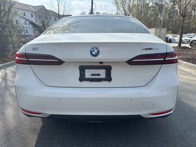 2025 BMW i5 xDrive40